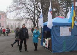 Зупини СНІД, щоб він не зупинив тебе!